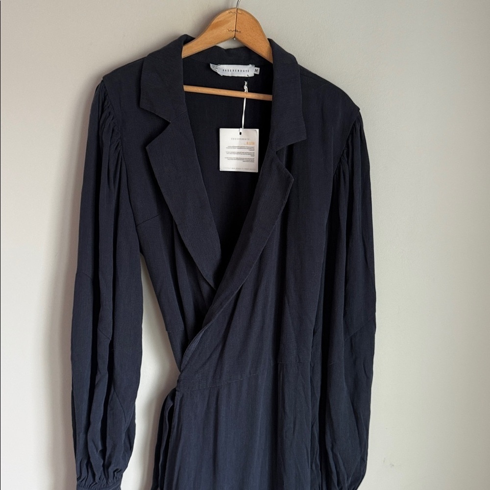 New Ohsevendays Riley Wrap Midi Dress Medium — image 8 of 8